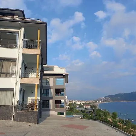 Kleopatra Plaji Muhtesem Deniz Ve Manzarali Sonsuzluk Havuzlu Daire Alanya