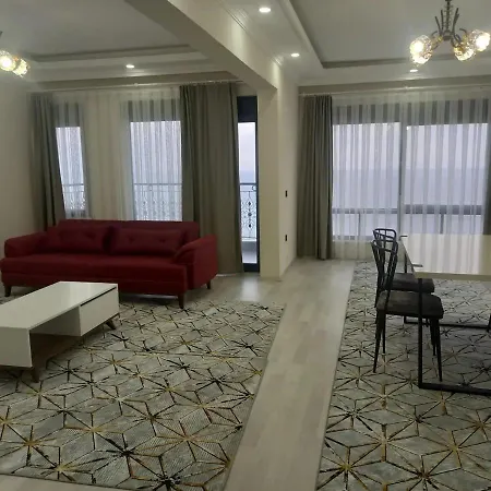 Kleopatra Plaji Muhtesem Deniz Ve Manzarali Sonsuzluk Havuzlu Daire Apartamento Alanya