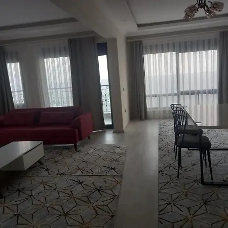 Kleopatra Plaji Muhtesem Deniz Ve Manzarali Sonsuzluk Havuzlu Daire Alanya